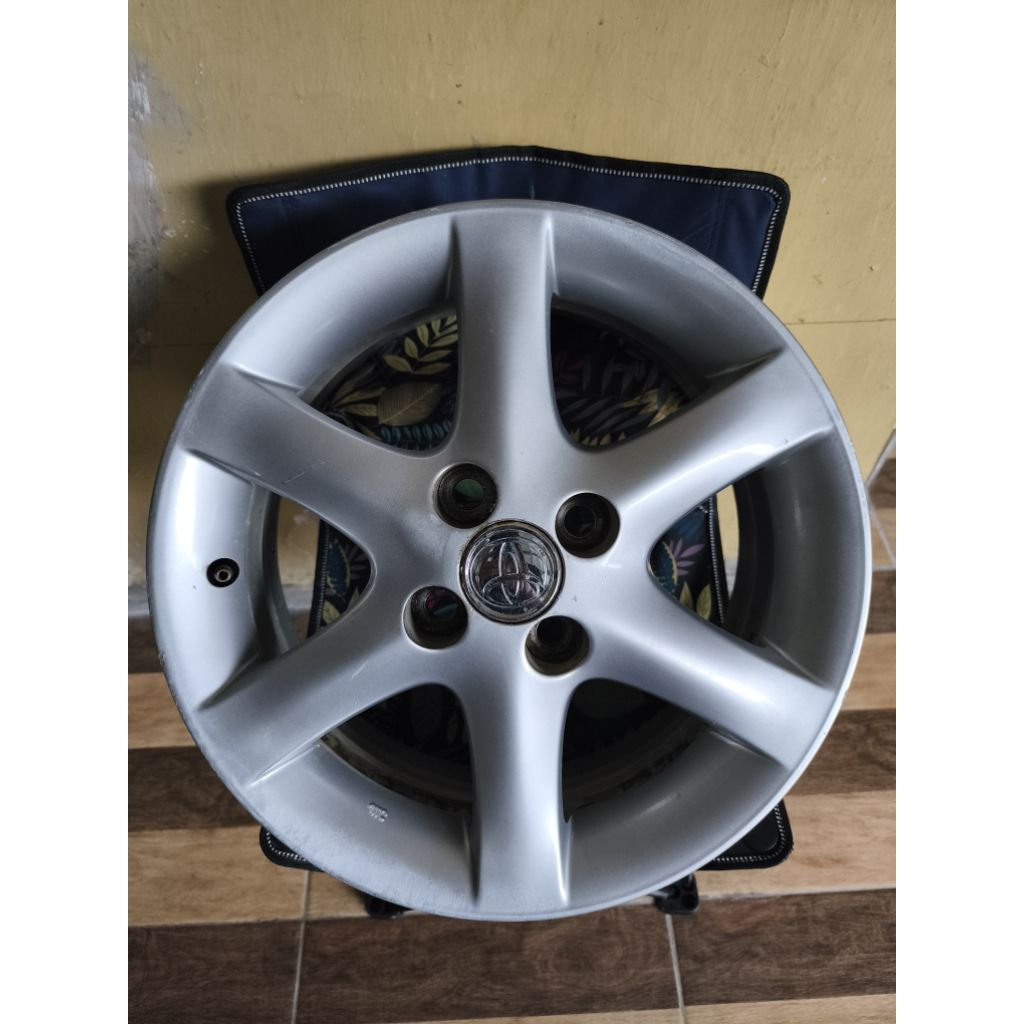 Jual VELG SEREP TOYOTA ALTIS 15 PCD 4x100 ORIGINAL | Shopee Indonesia