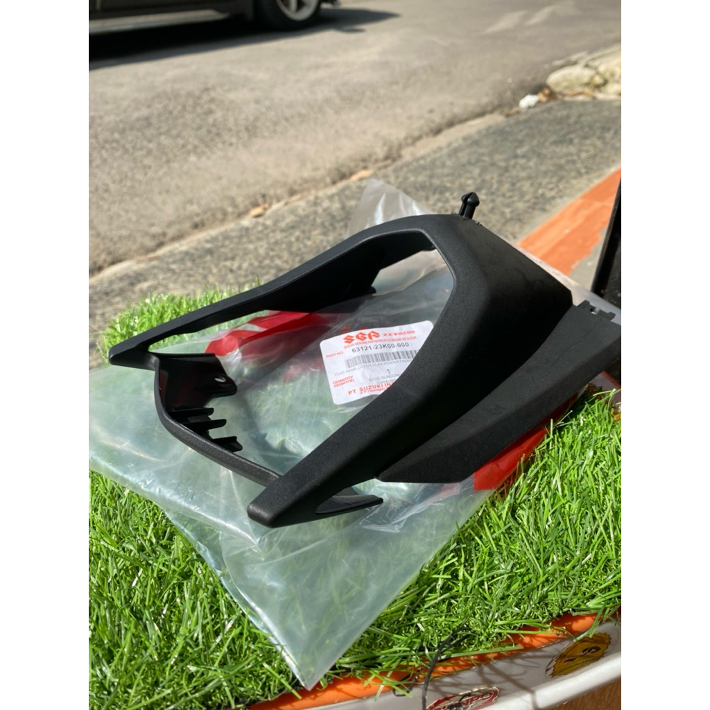 Jual Cover Breket Stoplamp Lampu Belakang Suzuki GSX R S 150 Original ...