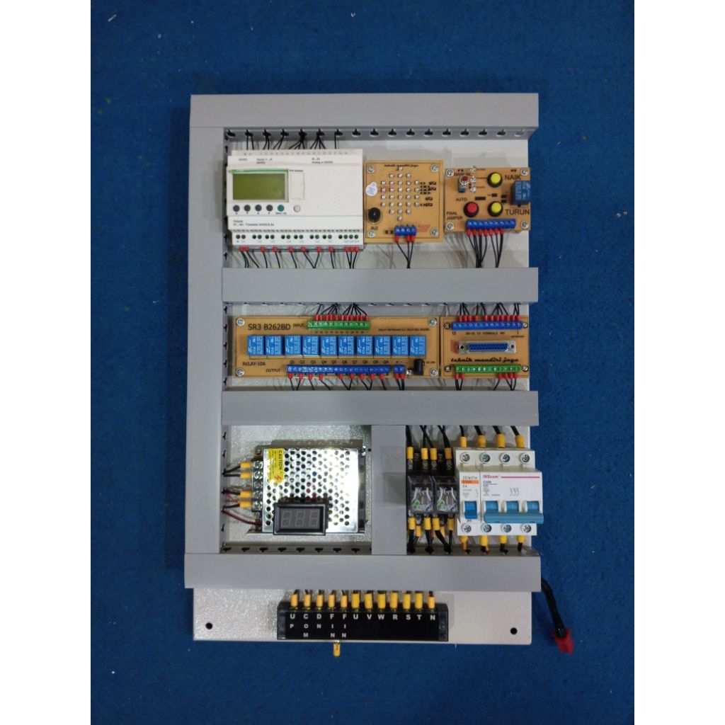 Jual panel lift barang plc zelio baru schneider 4 lantai siap kirim gak ...