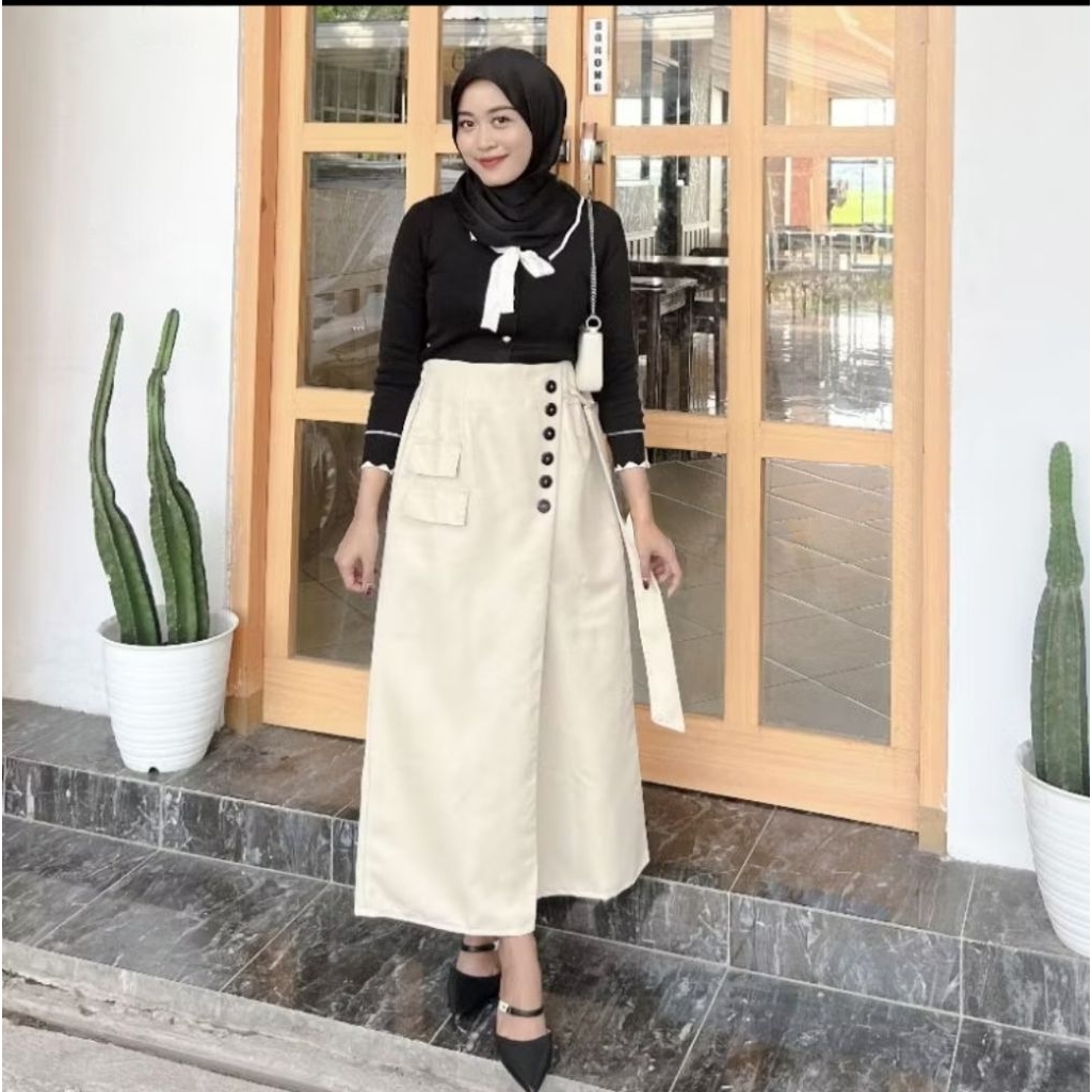 Jual ROK FRIZI BUTTON BAHAN SEMIEOLL/ROK LINE-A/ROK POLOS PANJANG ...