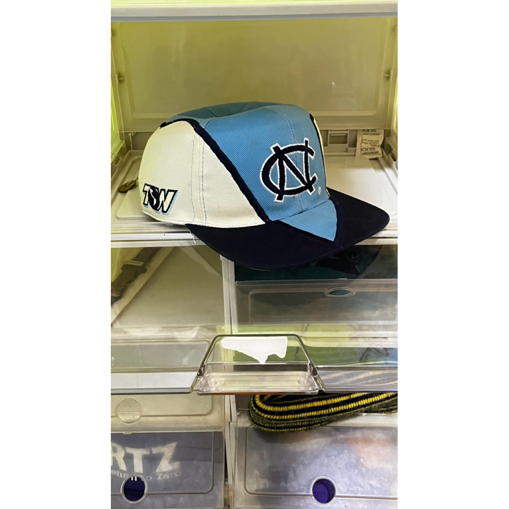 Jual Topi Modern Booth UNC Tarheels Bolt | Shopee Indonesia