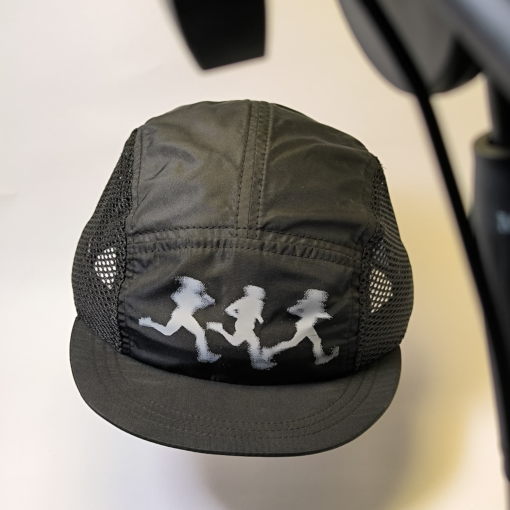 Jual Topi 5 Panel Topi Olahraga Running Topi Outdoor Warna Hitam Sablon ...