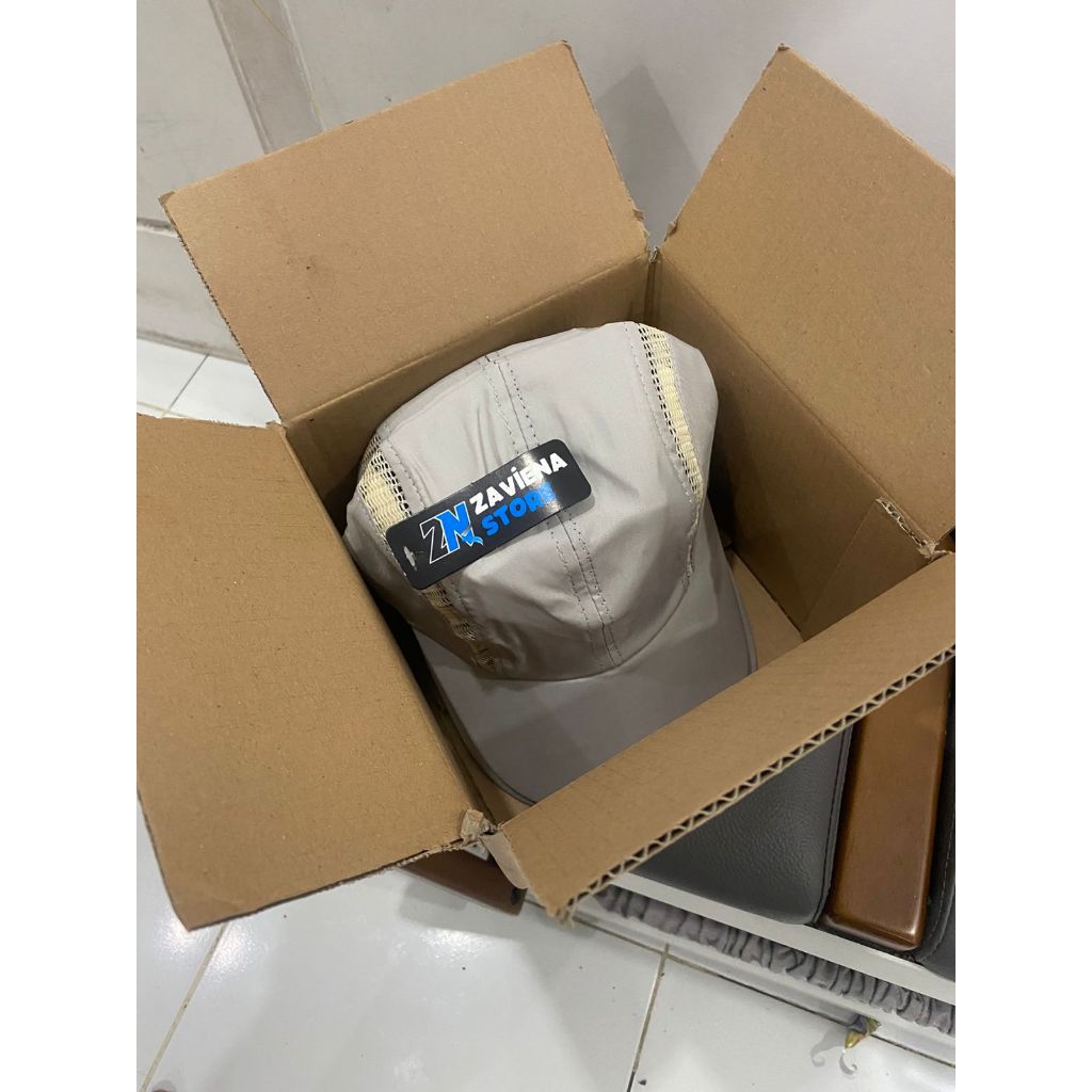 Jual box packing topi ukuran 20x20x15 max untuk topi sport parasut 4 ...
