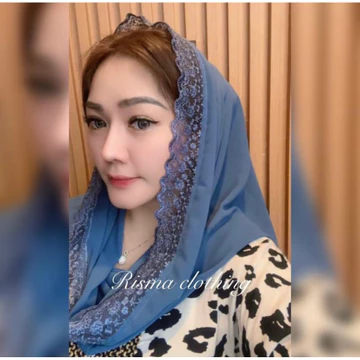 Hijab Seperti Bu Pejabat Renda Simpel Jilbab Instan Ceruty Bu Yenny Wahid Premium