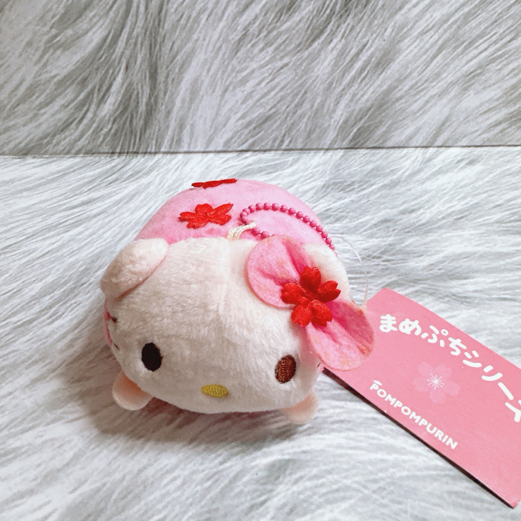 jual-tsum-tsum-hello-kitty-sakura-japan-edition-plush-keychain-shopee
