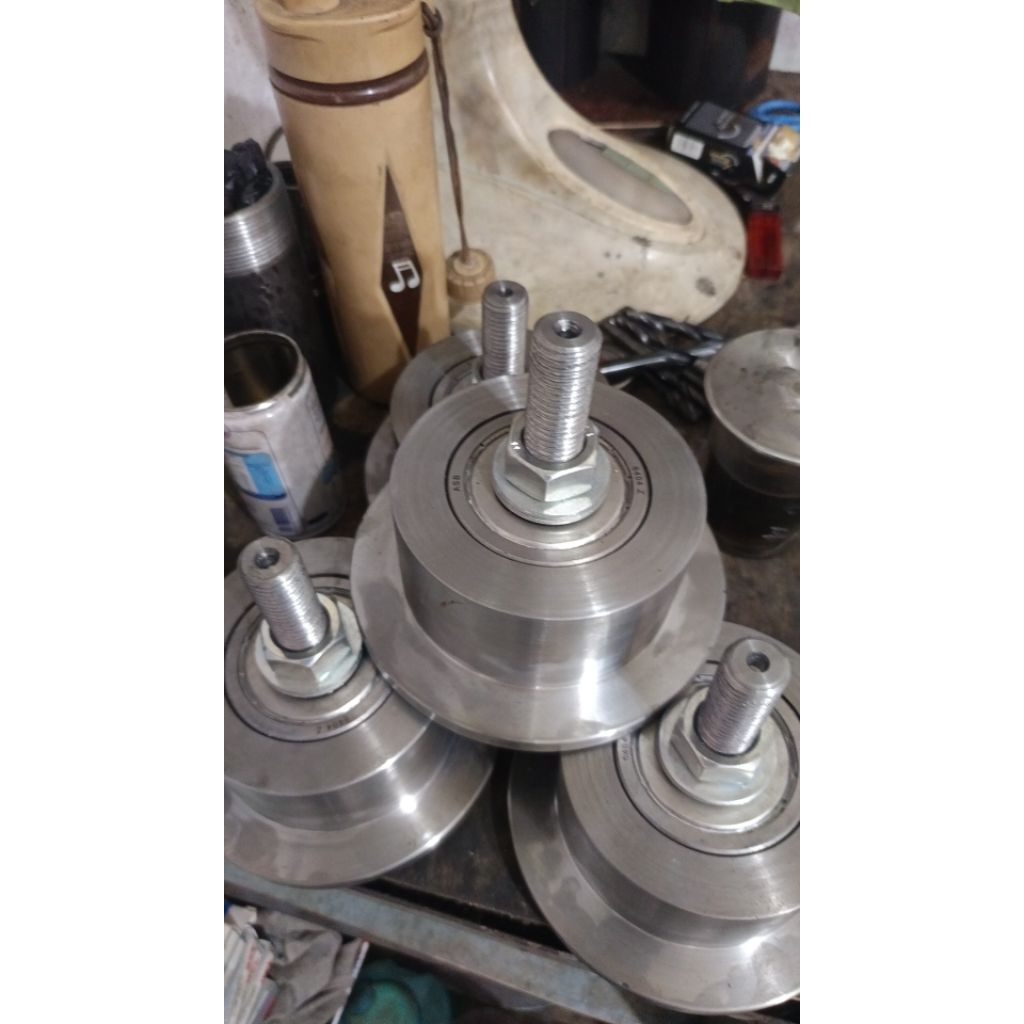 Jual Roda lift barang besi unp 100x50 Rell lift bahan As keras double ...