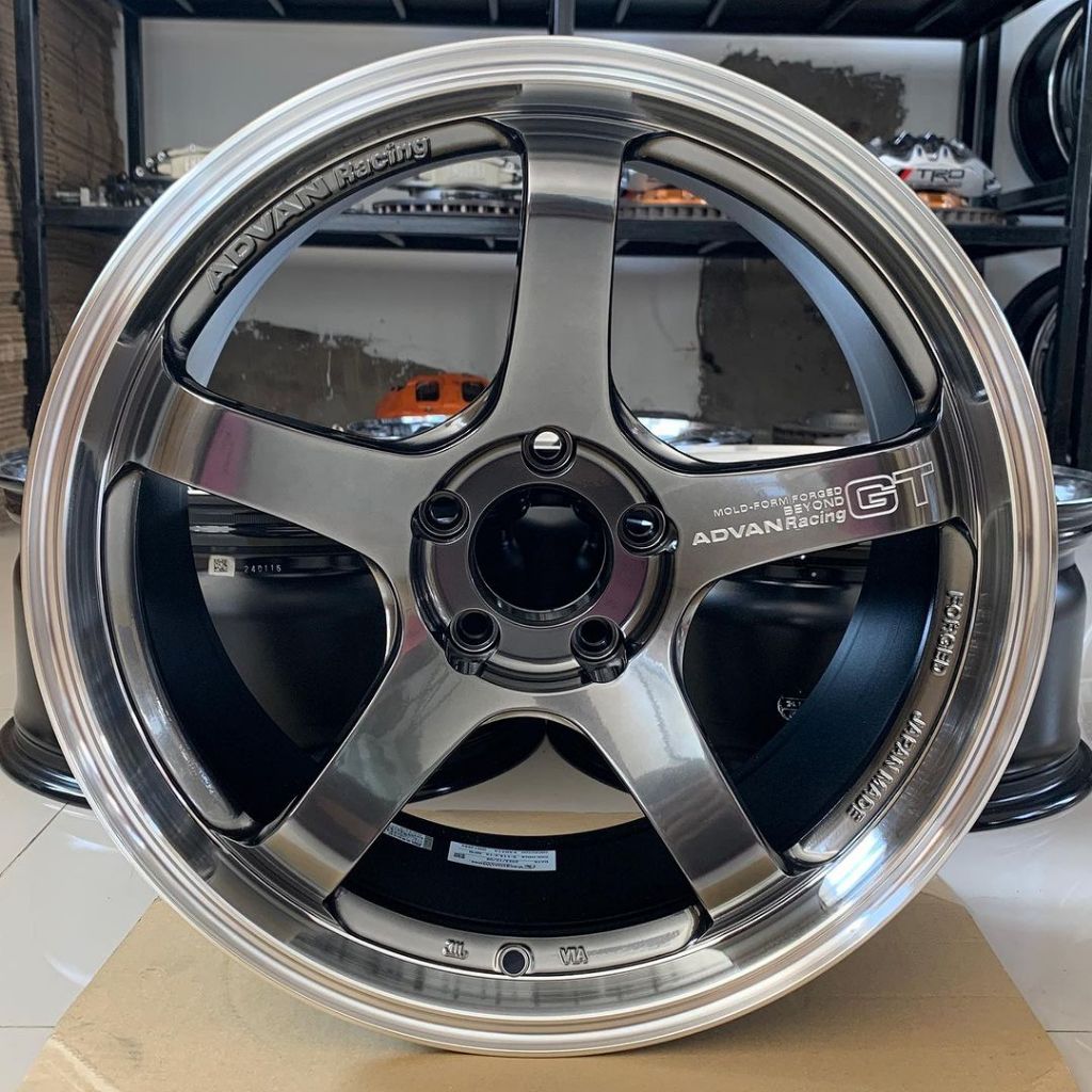 Jual VELG ADVAN GT BEYOND R18 RING ORI | Shopee Indonesia