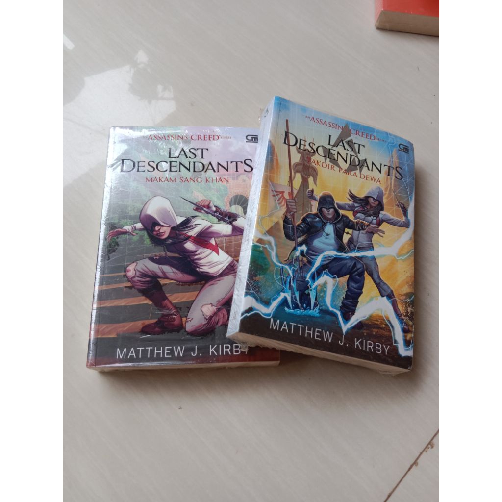 Jual AN ASSASIN'S CREED SERIES By Matthew J Kirby | Shopee Indonesia