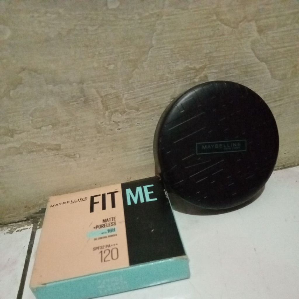 Jual Maybelline Fit Me Matte+ poreless Oil Control powder | Shopee ...