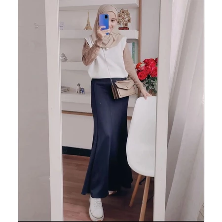 Gambar 7 Rok Mermaid Maxi Wanita Belle Flare Premium