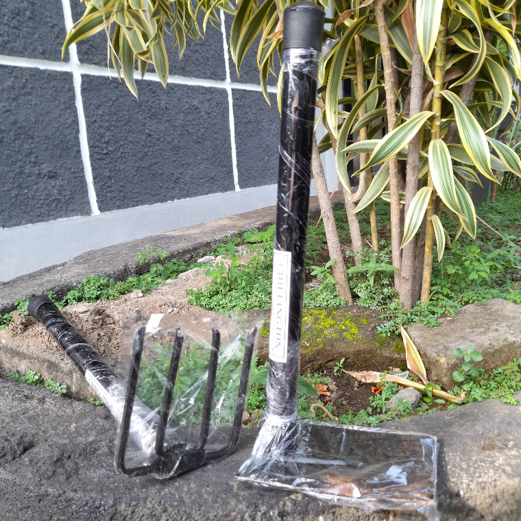 Jual Cangkul/ Pacul Mini Alat Pembersih Rumput/ Wangkil / Gratul ...