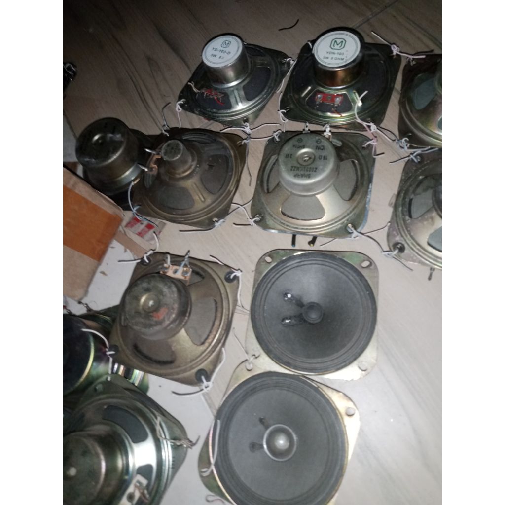 Jual spiker tv Sharp 10x10cm 3w(4inc) copotan tv | Shopee Indonesia