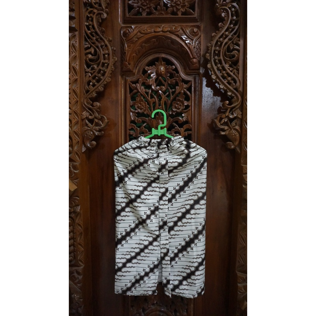 Jual ROK BATIK ANAK MODEL WIRU BAWAHAN KEBAYA, ADAT JAWA, MOMENTUM ...