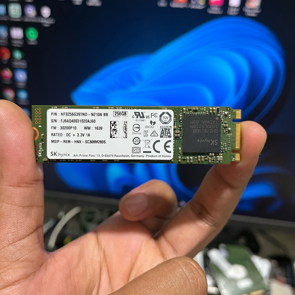 Jual SSD M.2 SATA SKhynix 256GB SENTINEL 56% V2 | Shopee Indonesia