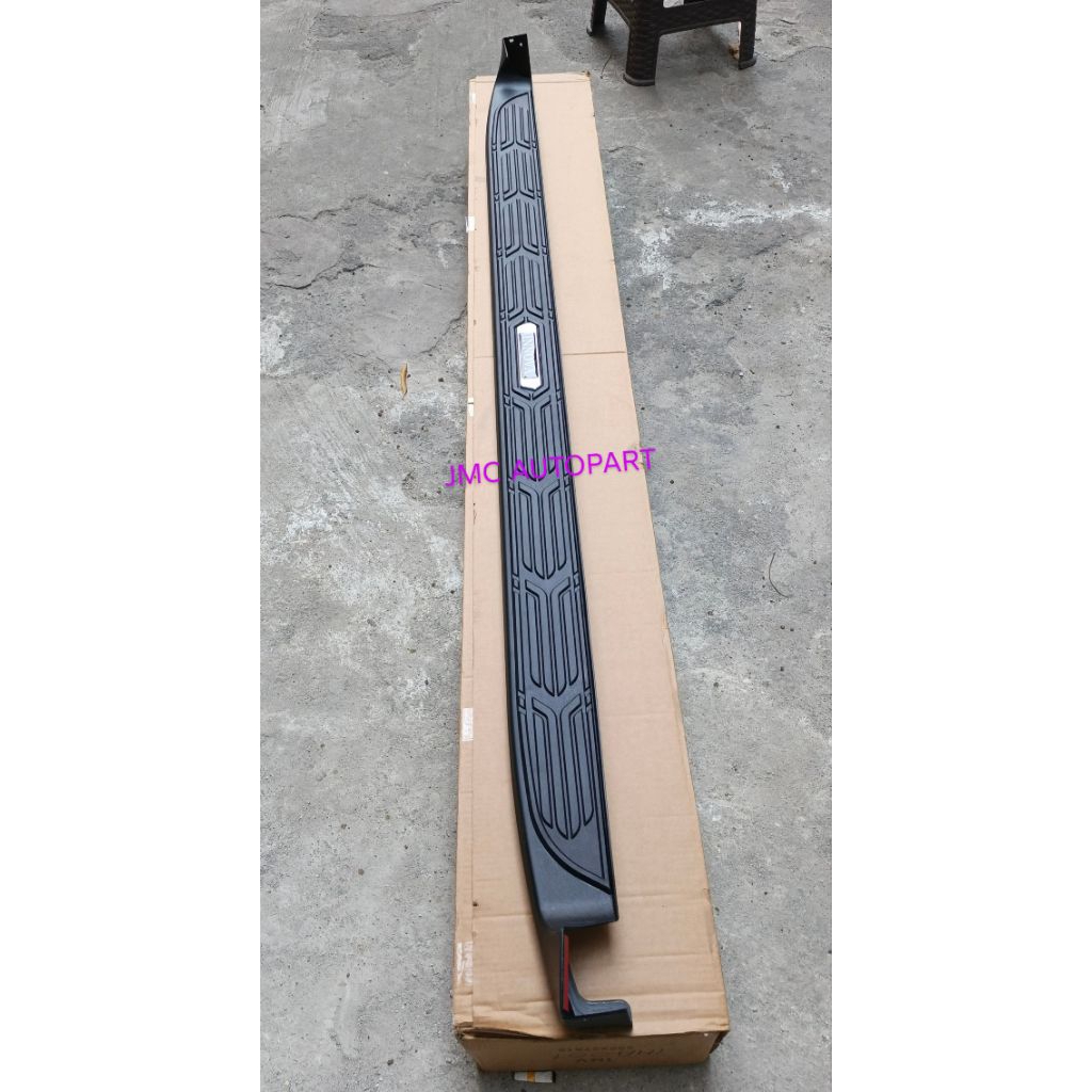 Jual Foot Step/Pijakan Innova Reborn Original Toyota Gres | Shopee ...