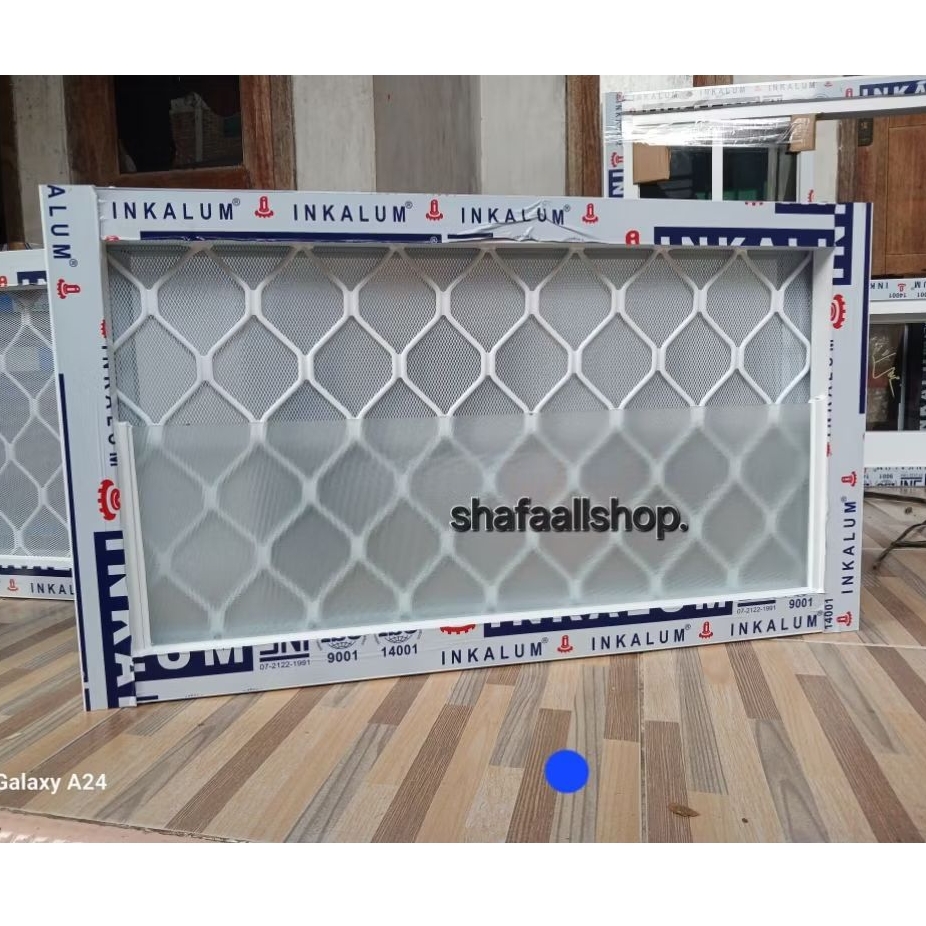 ventilasi boven ukuran ,custom banyak ukuran 30x60, 30x80, 30x70 dan banyak pilihan dilengkapi kaca 5ml zig zag, tralis almunium kasa nyamuk almunium
