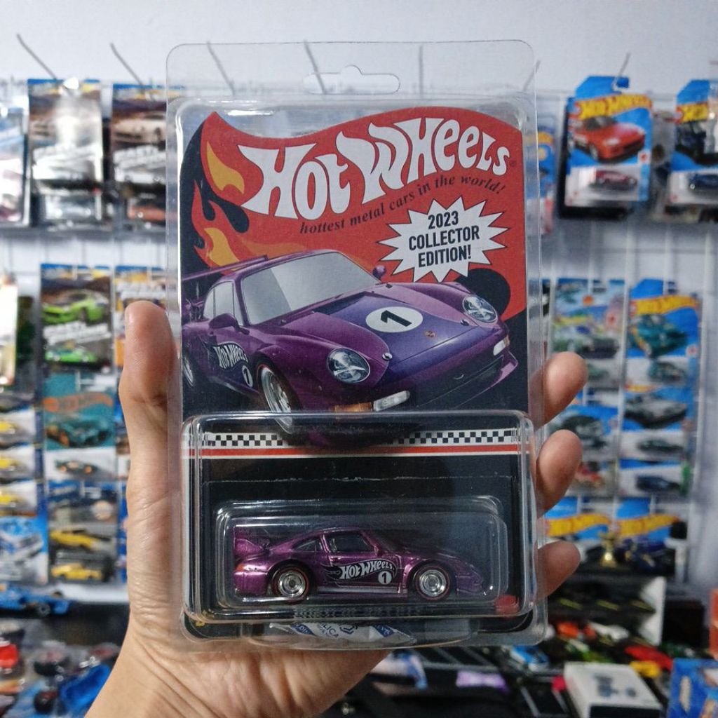 Hot Wheels Porsche 993 GT2 Édition Collector 2023 - Modèle Diecast 1:64, Violet, Mattel