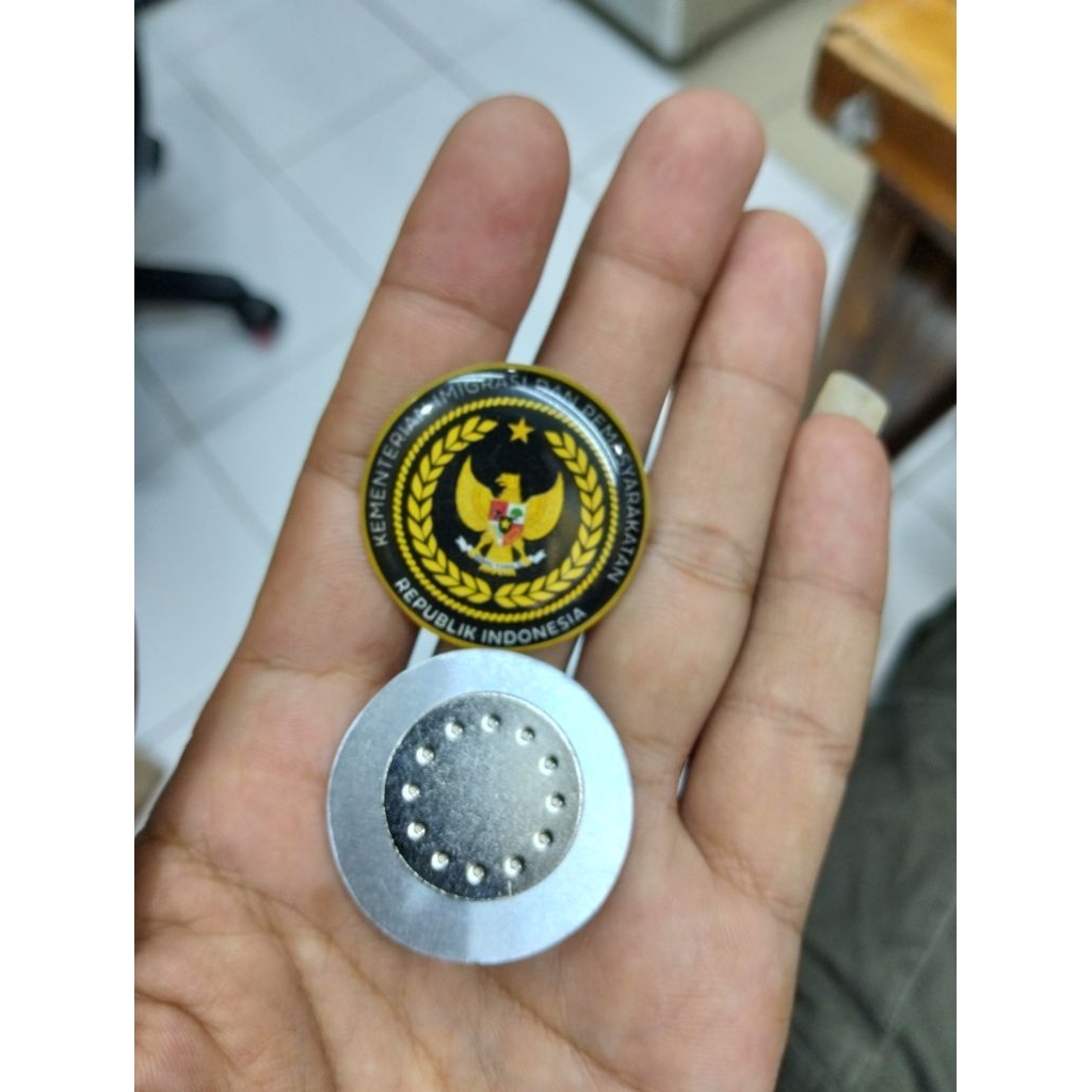 Jual pin IMIPAS 3,5cm lapis resin-PIN KEMENIMIPAS | Shopee Indonesia
