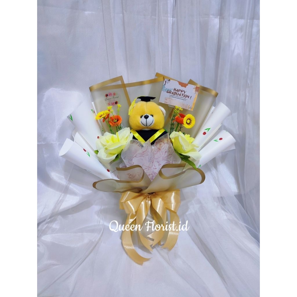 Jual Bucket boneka Graduation, bouquet boneka, hadiah wisuda, hadiah ...