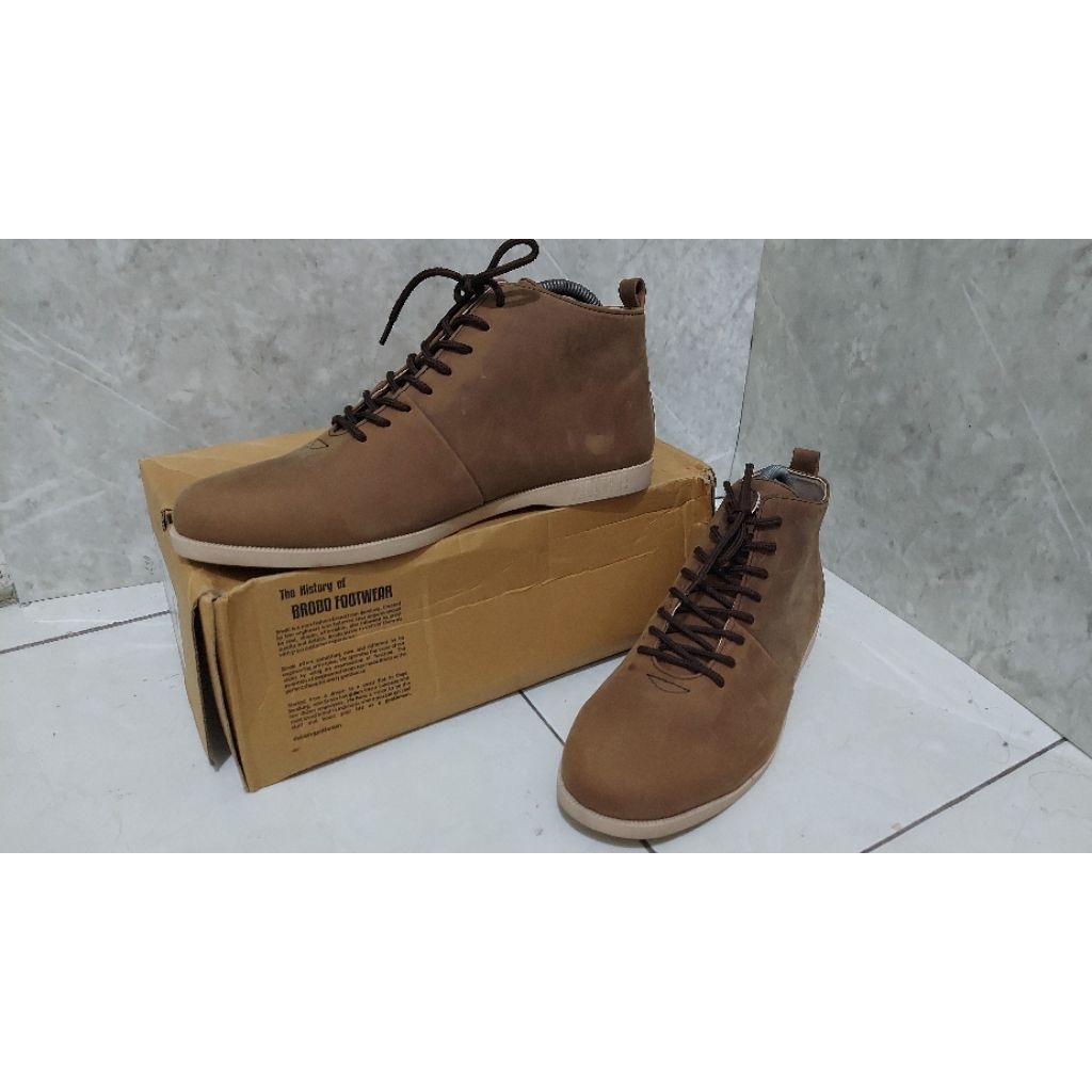 Jual Sepatu bekas second branded tanpa Box siap pakai | Shopee Indonesia