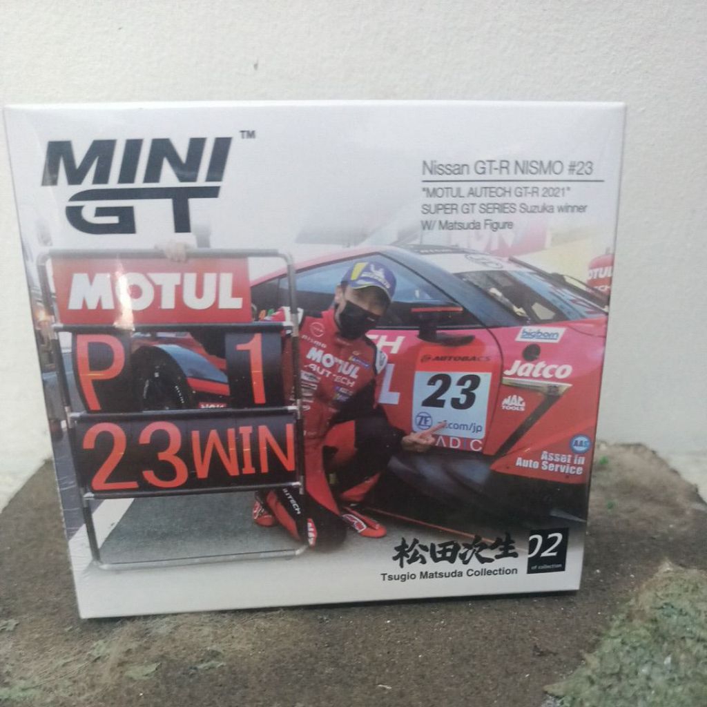 Mini‑GT Nissan GT‑R Nismo #23 MOTUL AUTECH 2021 – Modèle Diecast 1:64 Avec Figurine