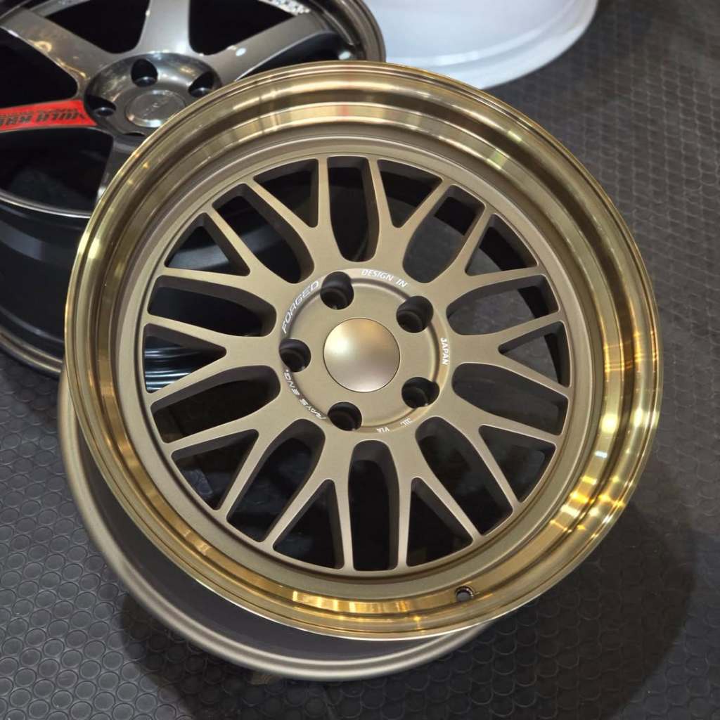 Jual Velg Volk Rays 21A Ring 18 Lebar 8,5 ET 22 PCD 5x114 Velg R18 ...
