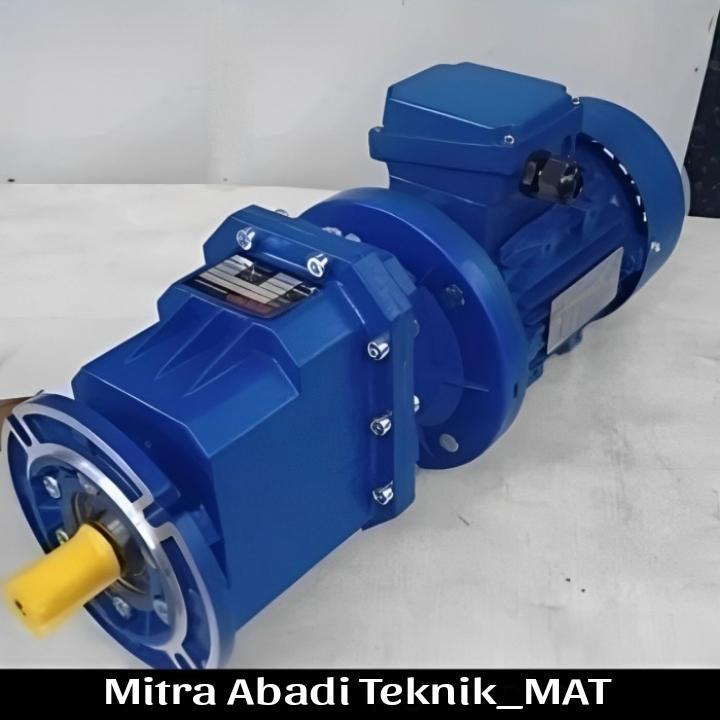 Jual HELICAL GEAR BOX CHCZ03 RASIO 20 + MOTOR 2.2KW 3Hp 4Pole 3Phase ...