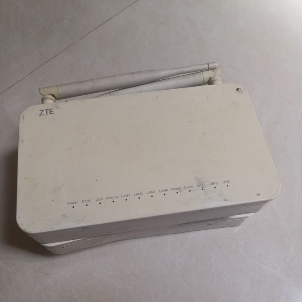 Jual ROUTER ZTE F609 secen normal | Shopee Indonesia