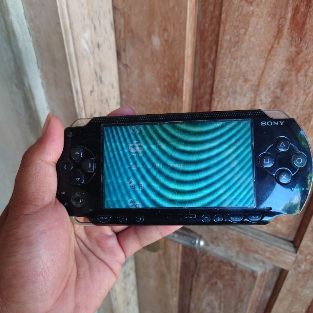 Jual Sony PSP 1000 minus nge-Freeze | Shopee Indonesia