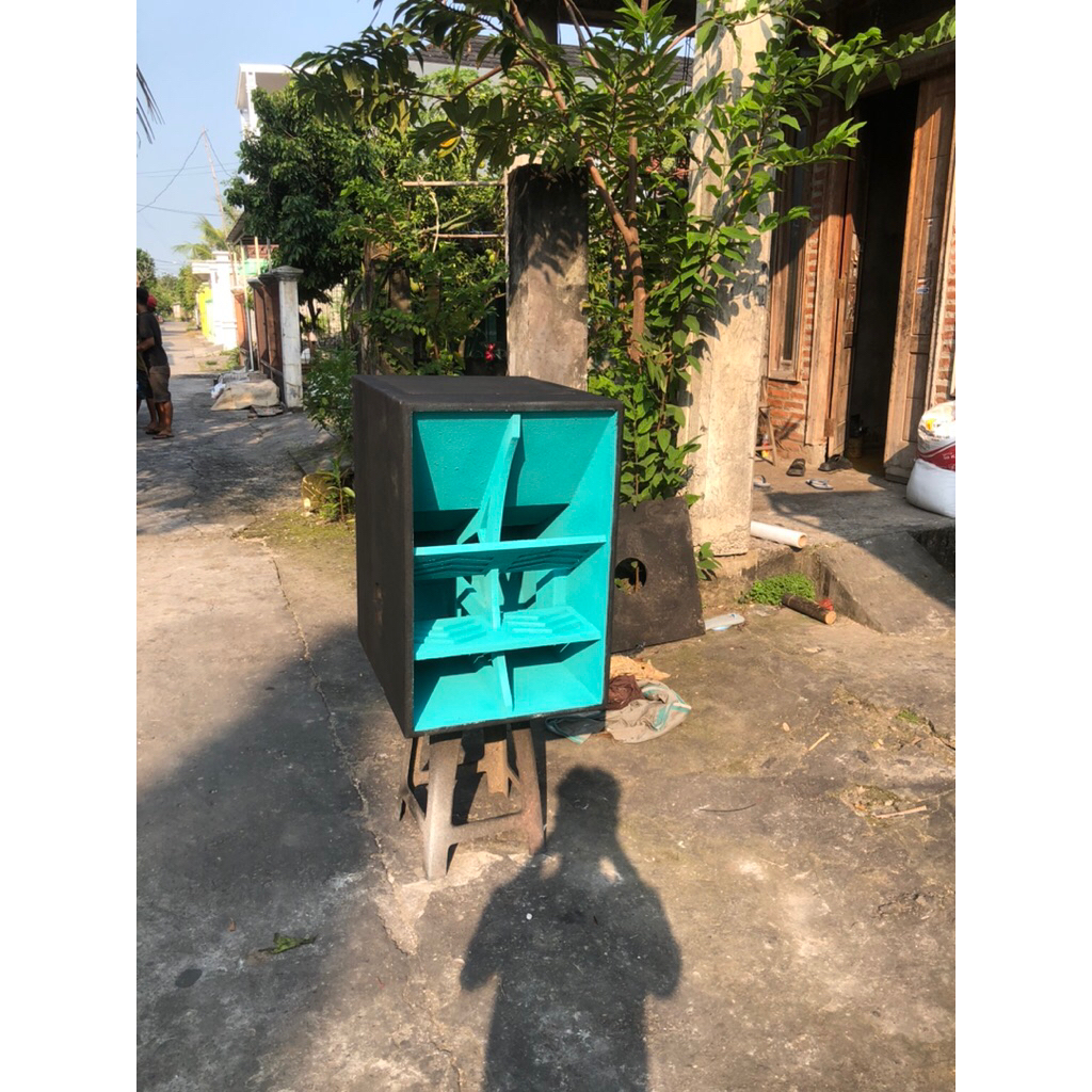 Jual box speaker f115 fhinising resin free req kombinasi warna | Shopee ...