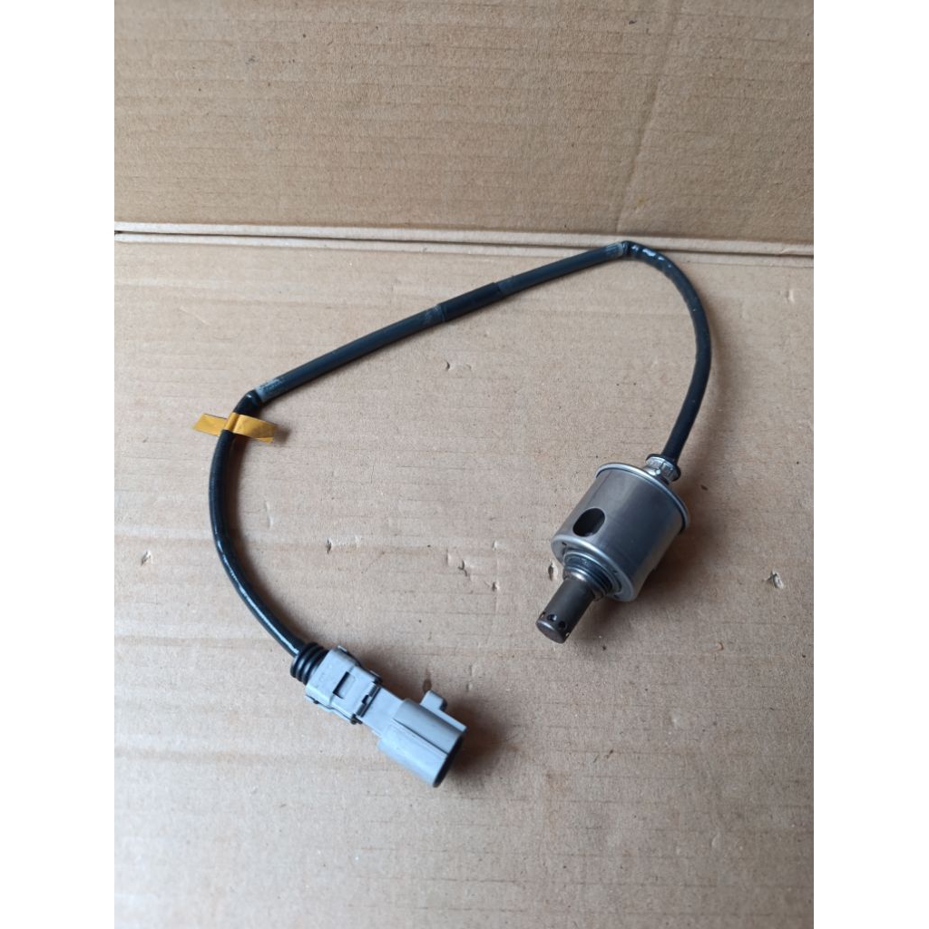Jual sensor Oxygen bawah Toyota Innova Zenix original | Shopee Indonesia