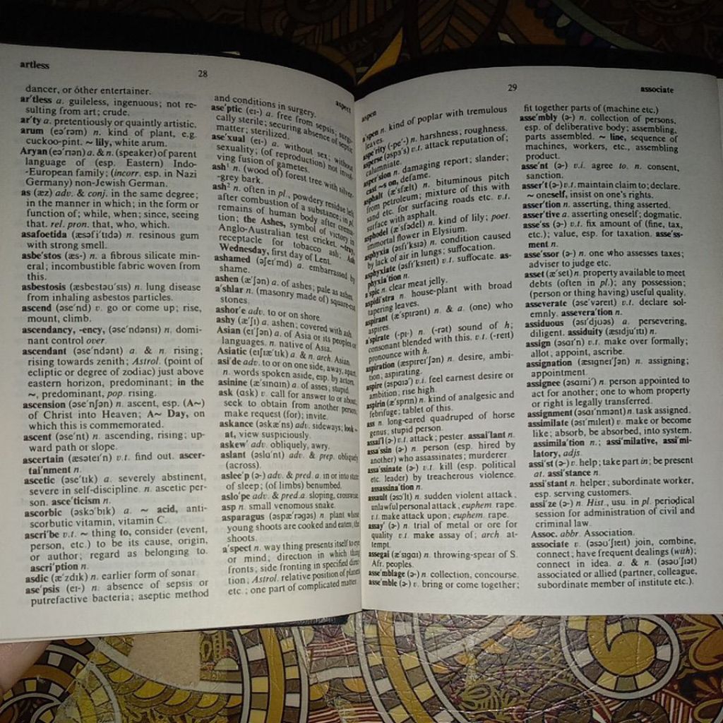 Jual BUKU THE LITTLE OXFORD DICTIONARY | Shopee Indonesia