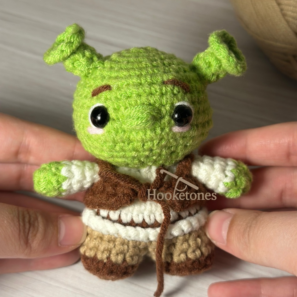 Jual hooketones | Shrek Crochet Keychain | Gantungan Kunci Shrek ...