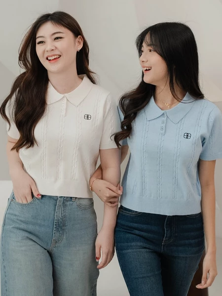 Knit Blouse Kerah