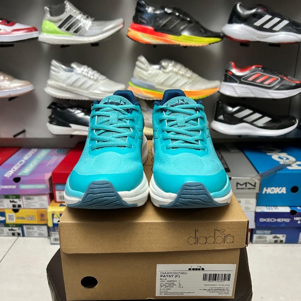 Jual DIADORA PATSY RUNNING FOR WOMENS ORIGINAL BNIB (XR250706U ...