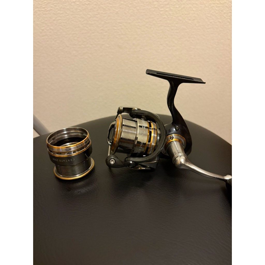 Jual reel daiwa 10 certate 2506 madei in japan | Shopee Indonesia