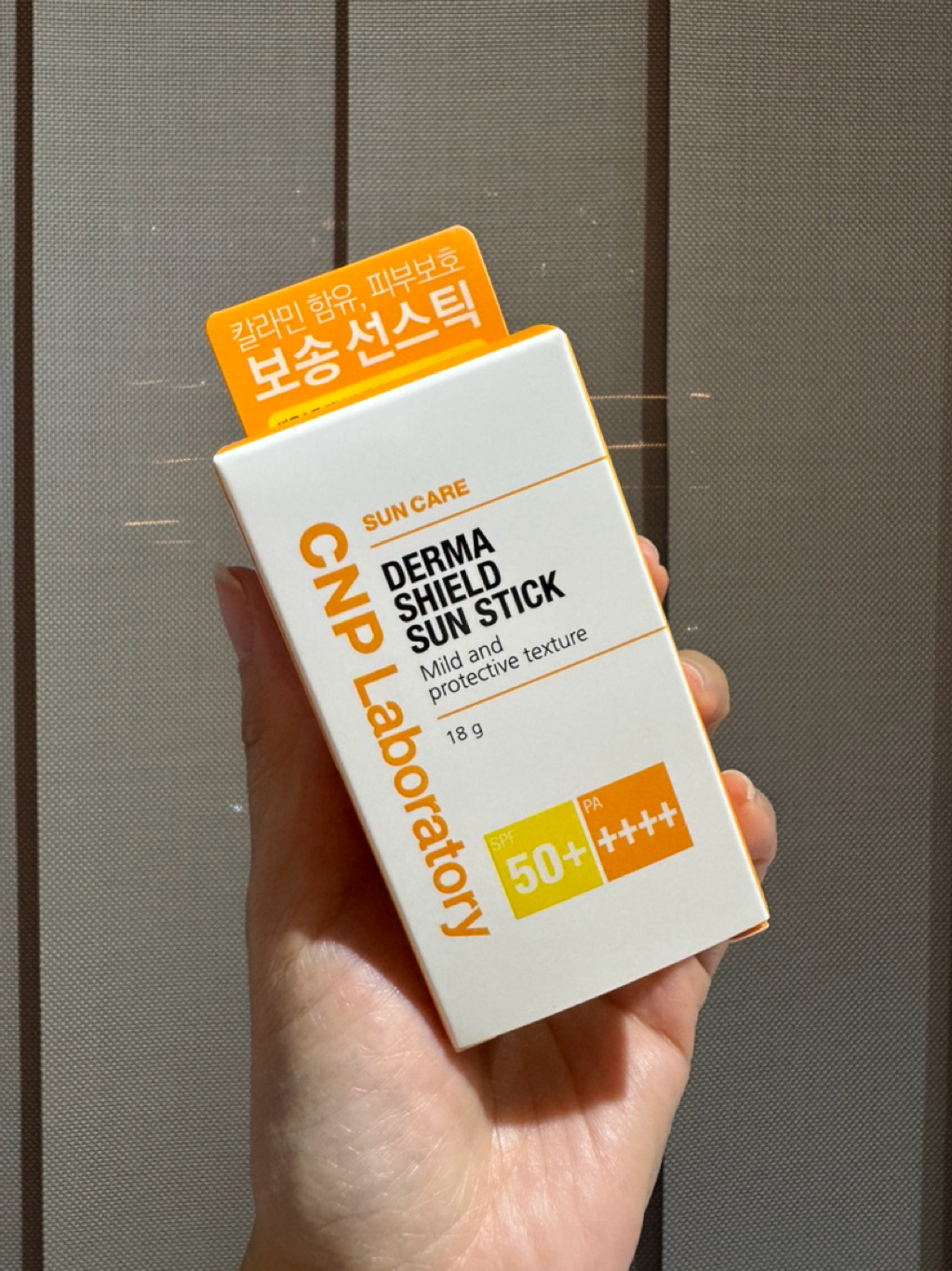 Jual ORIGINAL CNP Laboratory derma shield sun stick 18gr SPF50+/PA ...