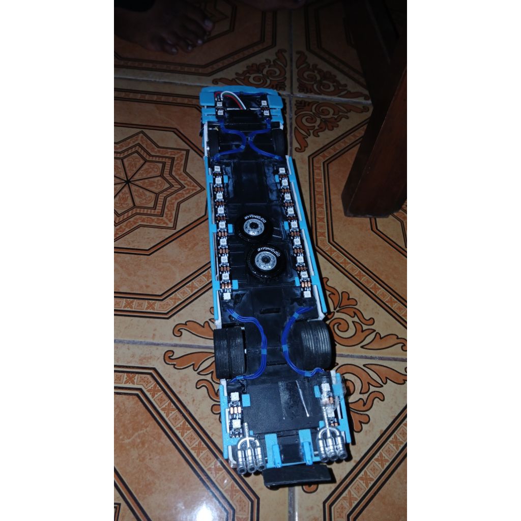 Jual Lampu kolong rgb untuk miniatur bus rkc | Shopee Indonesia