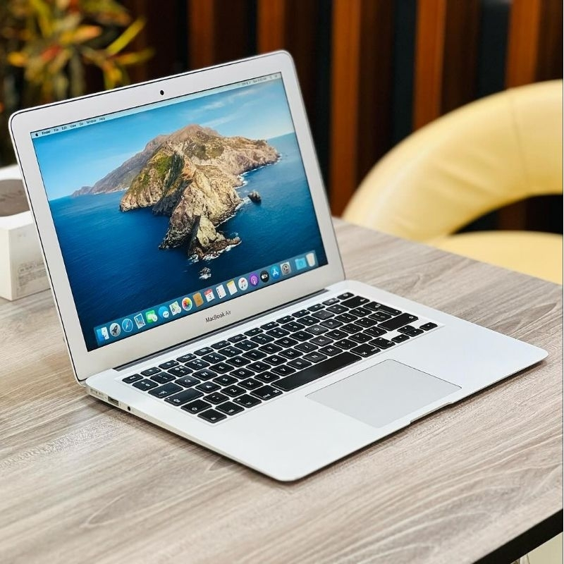 MacBook本体 MacBook Air 2017/256GB/8GB/A1466 Apple MacBook Air A1466 13-inch, 2017 Intel Core i7 8GB RAM 256GB