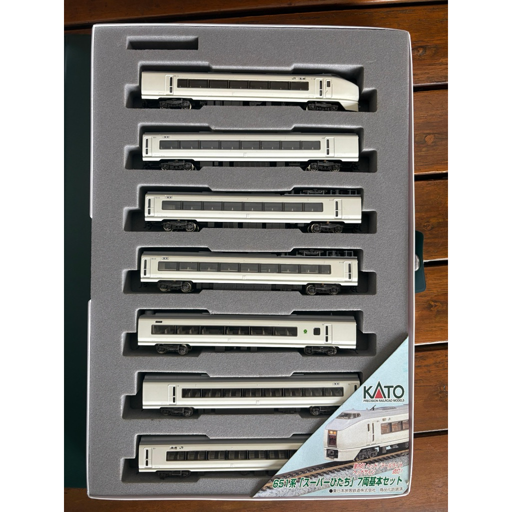 Jual kato train model (train set) - (1 engine+6car) | Shopee Indonesia