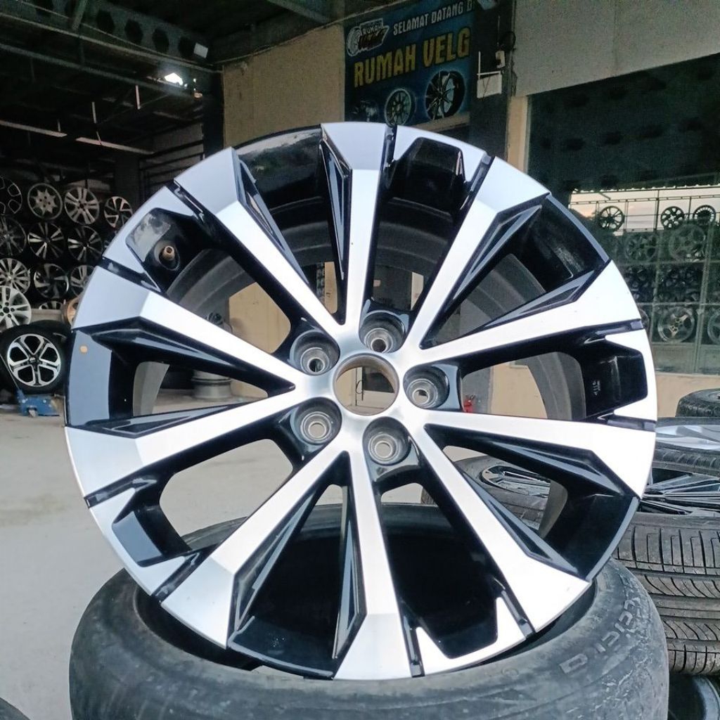 Jual velg pelek original oem Toyota all New veloz fwd ring 17 2023-2024 ...