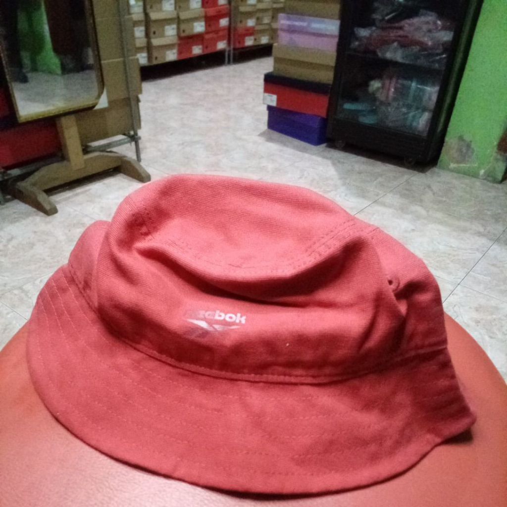 Jual Topi bucket reebok red | Shopee Indonesia
