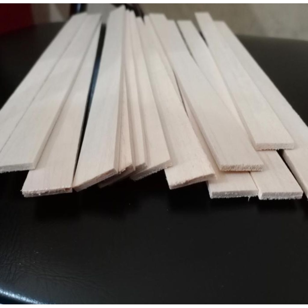Jual 8x40mm Balsa strip 8mm x 4cm x 50cm aeromodelling kayu Lis maket ...