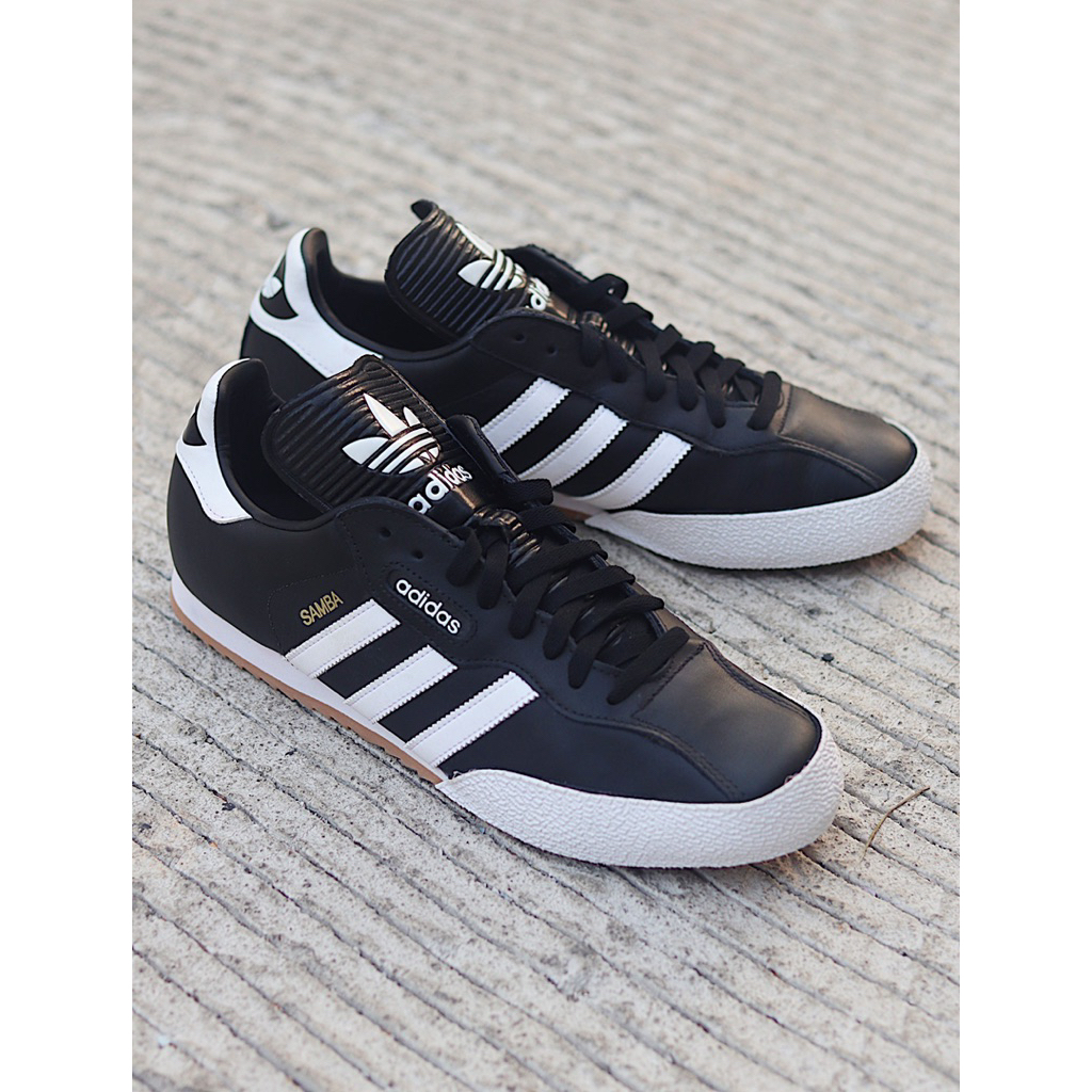 adidas gazelle silver green womens adidas Samba OG Black White Gum main image 1