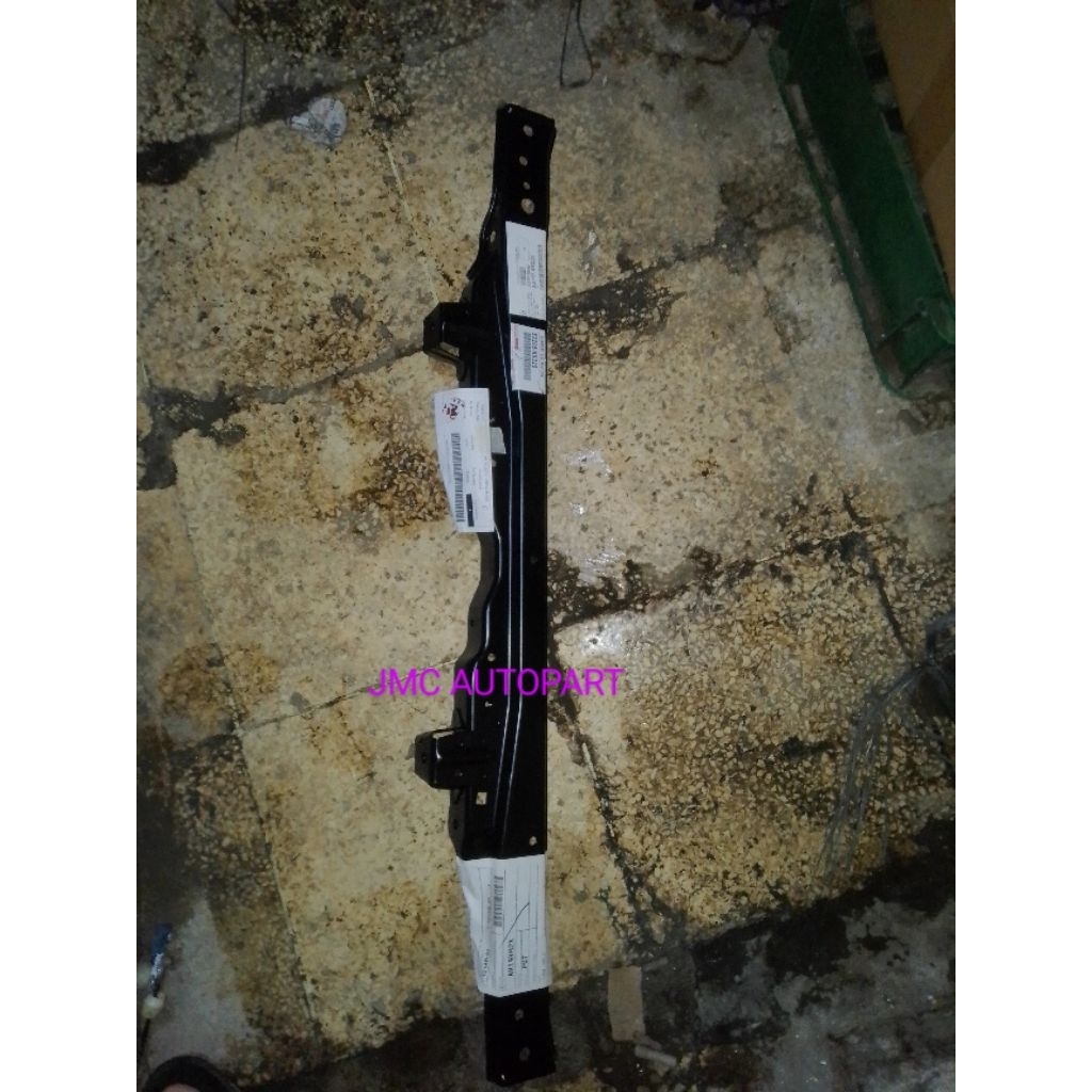 Jual Support radiator palangan atas bullhead Innova reborn Fortuner VRZ ...