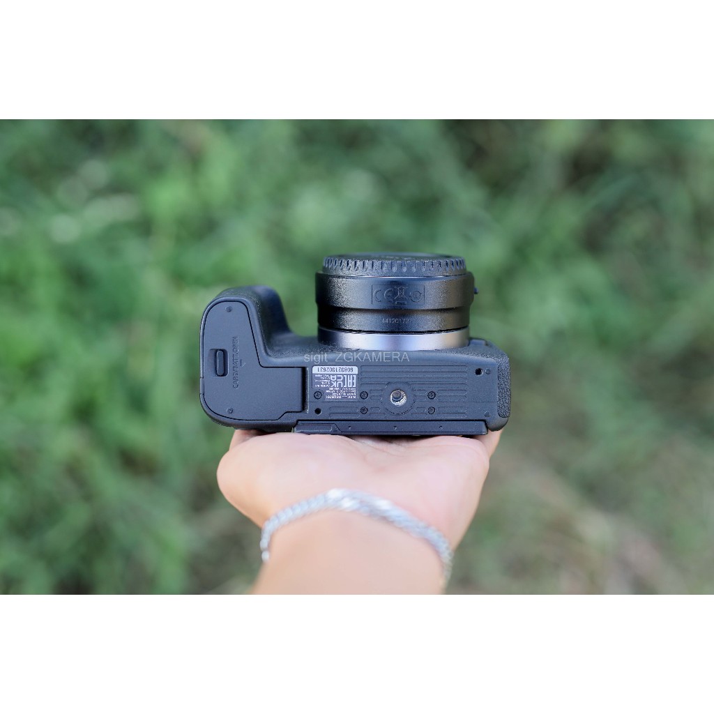 Jual CANON EOS RP + ADAPTER EOS R LIKE NEW (Garansi Masih panjang ...