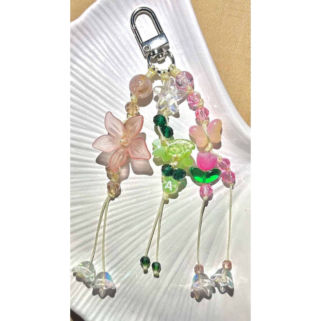 Jual [pre-order] keychain | gantungan tas | gantungan kunci | Shopee ...