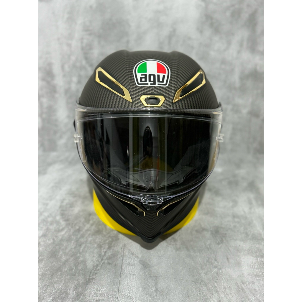 custom schutt f7 helmet This custom 3D printed Schutt F7 mini helmet is a Masters tribute like no  other  Golf ball textured shell? Check. Chrome foil decals? Shining. Candy  green facemask with gold chrome visor?