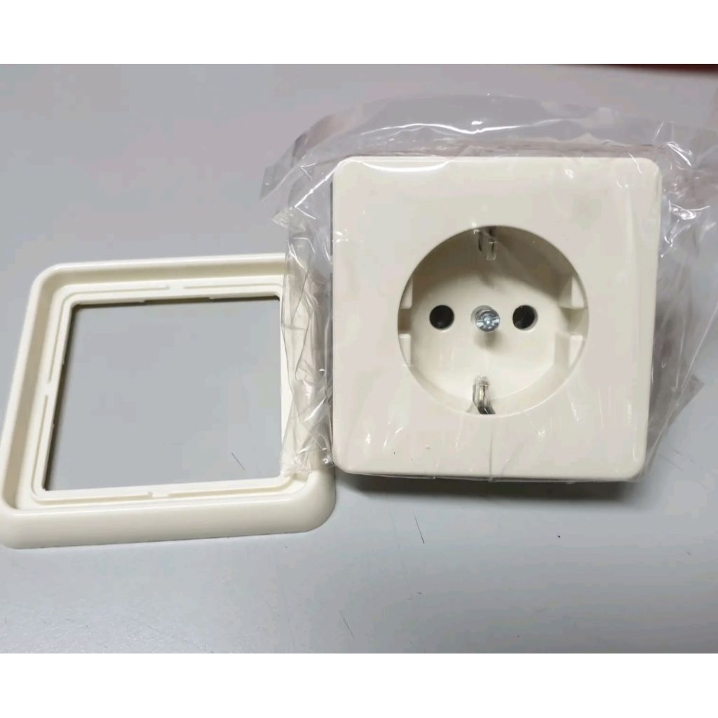 Jual Stop Kontak Jung Schuko 16A 250V Made In Germany Stop Contact ...