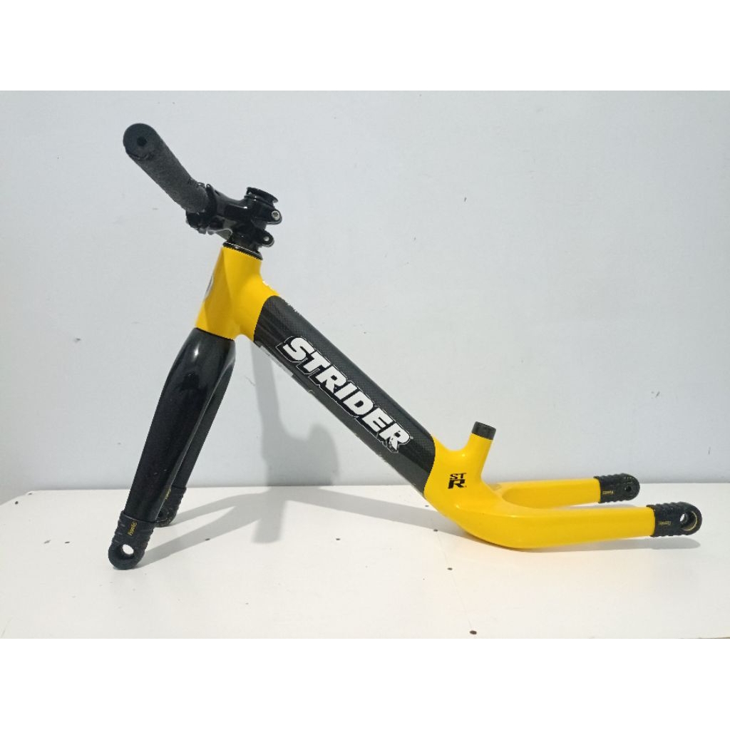 Jual Strider Carbo STR Warna Kuning Hitam Fullbike/Frame Only | Shopee ...